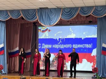 Вокальный коллектив «ReZoNaNs» руководитель Кондратьева Валентина Сергеевна